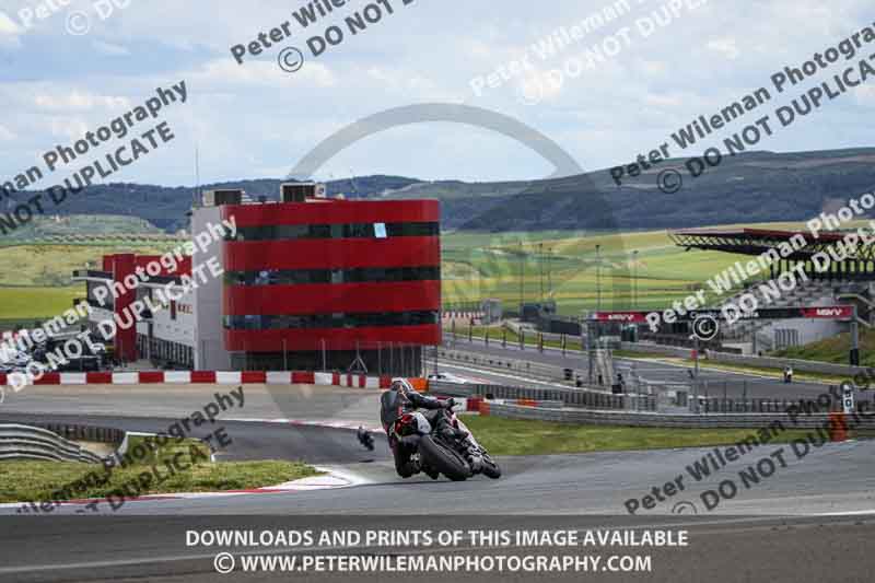 cadwell no limits trackday;cadwell park;cadwell park photographs;cadwell trackday photographs;enduro digital images;event digital images;eventdigitalimages;navarra;no limits trackdays;peter wileman photography;racing digital images;trackday digital images;trackday photos